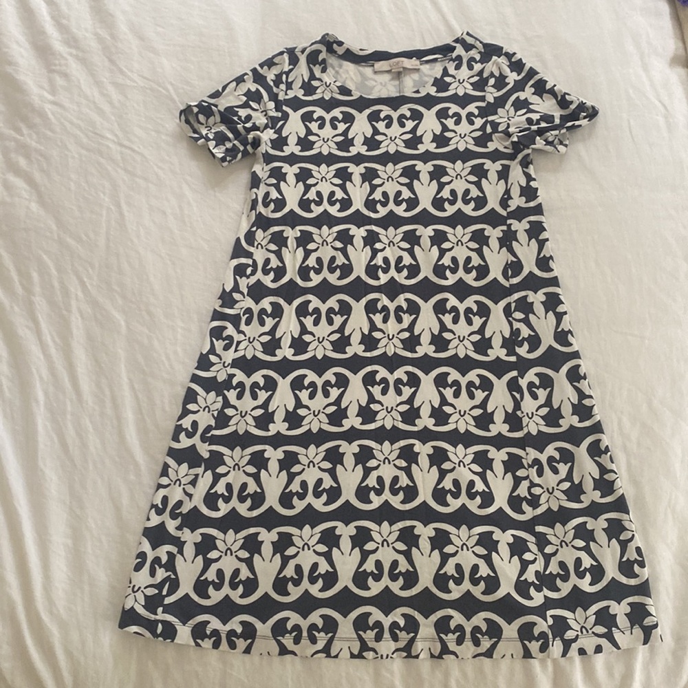 Petite XXS Ann Taylor dress - bump friendly!